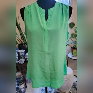Banana Republic Silk Sleeveless Shell w/ Covered Placket Detail Emerald City